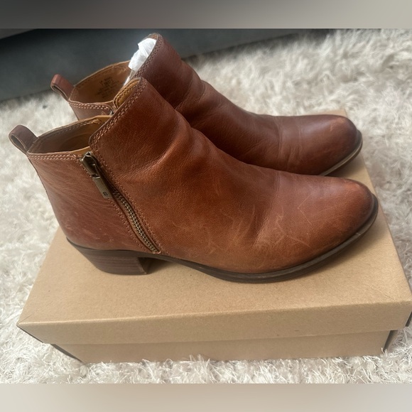 Lucky Brand Basel Bootie Size 7.5 - Picture 12 of 12